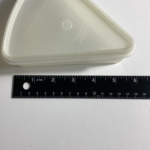 Tupperware Pie Keeper vintage Bundle and SAVE - Picture 2 of 3
